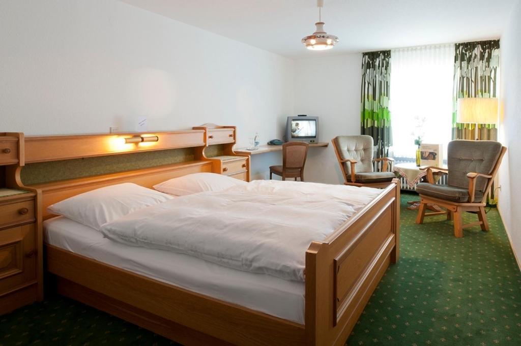 Landhotel Sauerlaender Hof Eslohe Δωμάτιο φωτογραφία