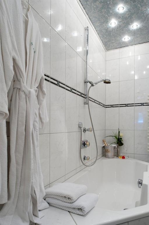 Landhotel Sauerlaender Hof Eslohe Δωμάτιο φωτογραφία
